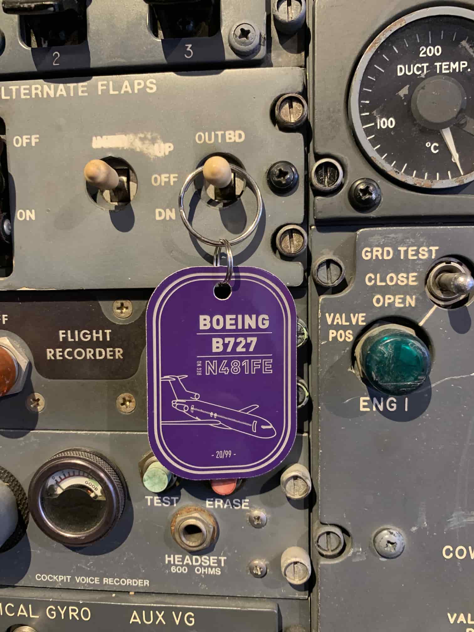 Boeing 727 - Fedex - Purple