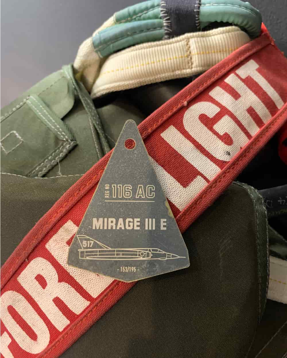 Mirage III Delta Engraved / Raw Grey - Raw Aluminum